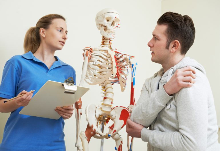 Chiropractor Reportedly Agrees to Plea Deal Over Federal Charges